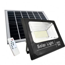 Faro led con pannello solare  energia rinnovabile 200W